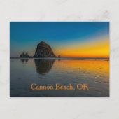Sunset at Haystack Rock on Cannon Beach, Oregon Postkarte (Vorderseite)