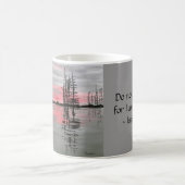 Sunset Bayou mit Strengthththening Verse JW Kaffeetasse (Mittel)