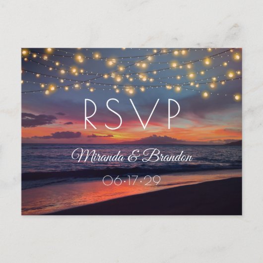 Sunset Beach String Lights Summer Wedding RSVP Postkarte (Vorderseite)