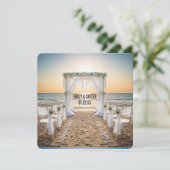 Sunset Beach Wedding With Bridal Arch Einladung (Stehend Vorderseite)