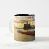 Sunset Freighter Zweifarbige Tasse (Vorderseite Links)