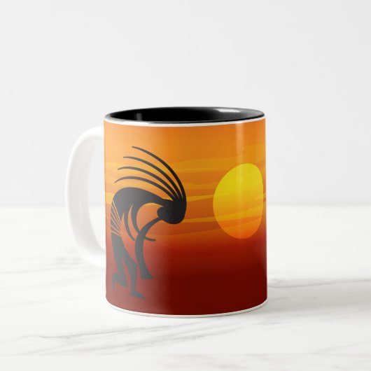 Sunset Kokopelli Zweifarbige Tasse (Vorderseite Links)