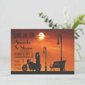 Sunset Motorrad Couple Save the Date Einladung (Stehend Vorderseite)