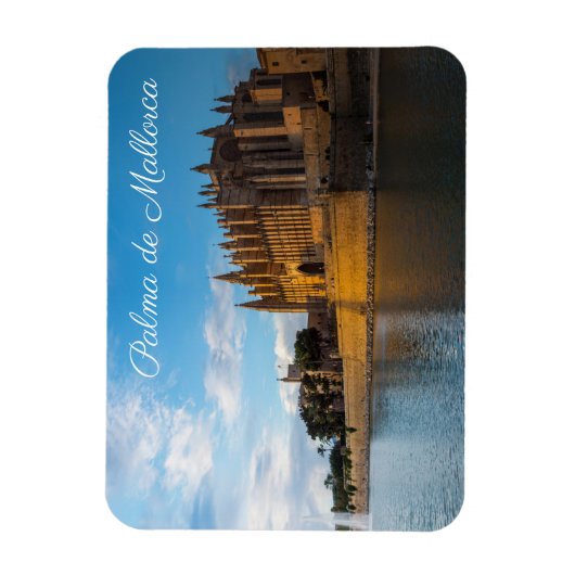 Sunset on Cathedral of Palma de Mallorca Magnet (Vertikal)