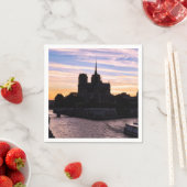 Sunset on Notre Dame de Paris - Paris, Frankreich Serviette (Beispiel)