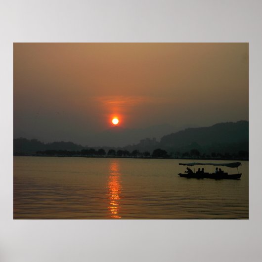 Sunset on West Lake Poster (Vorne)