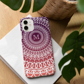 Sunset Orange und Violet Mandala Monogram iPhone 16 Hülle