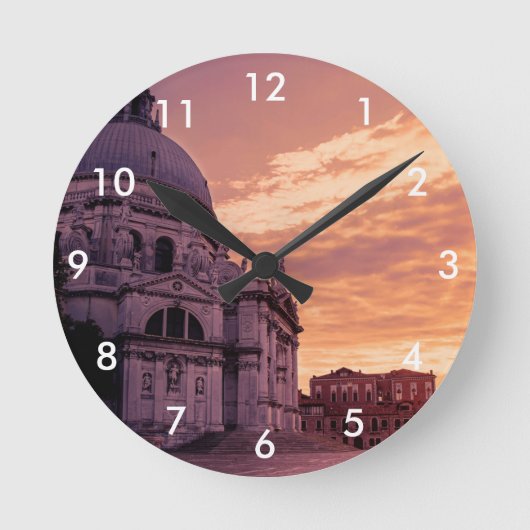 Sunset over Basilica in Venice Runde Wanduhr (Vorderseite)