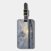 Sunset over frozen lake gepäckanhänger (Vorderseite vertikal)