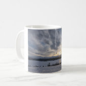 Sunset over frozen lake kaffeetasse (Vorderseite Links)