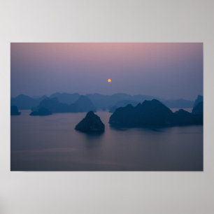 Sunset over Halong Bay - Vietnam, Asien Poster
