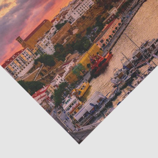 Sunset over Mahon harbor - Menorca, Spain Seidenpapier (Ausschnitt)