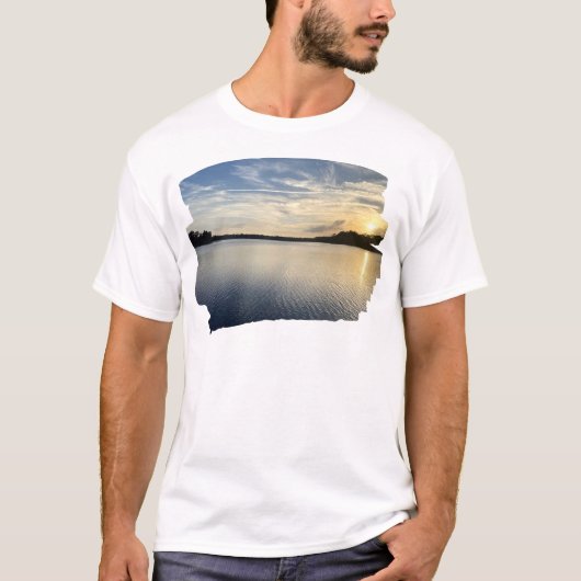 Sunset Over Wildcat Lake T-Shirt (Vorderseite)