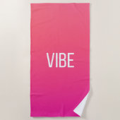 Sunset Pulse - Lebhafte Korallenmagenta Strandtuch (Vorderseite)