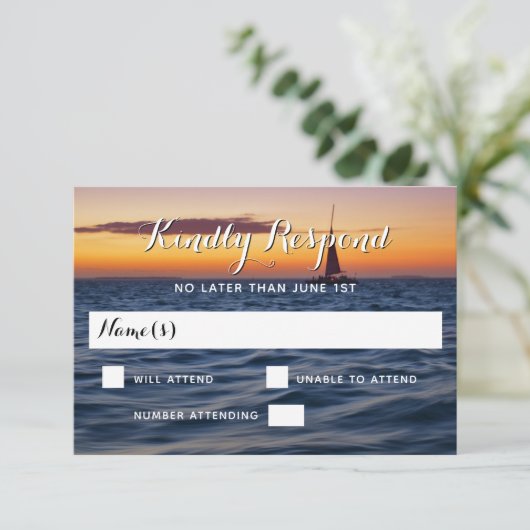 Sunset Sail Modern Nautical Wedding RSVP (Stehend Vorderseite)