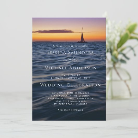 Sunset Sail Moderne Nautische Hochzeit mit QR-Code Einladung (Stehend Vorderseite)