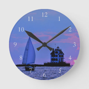 Sunset Sailboat Runde Wanduhr