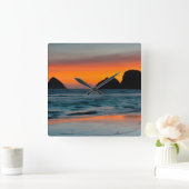Sunset, Sea Stacks, Ocean, Oregon, USA Quadratische Wanduhr (Zuhause)