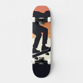 Sunset Skater Silhouette - Minimaler Skate Art Skateboard (Vorderseite)