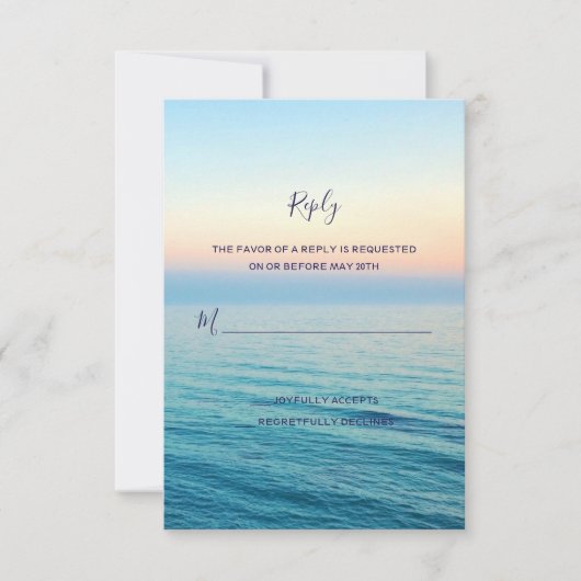 Sunset Skies Beach Ocean Wedding RSVP Karte (Vorderseite)