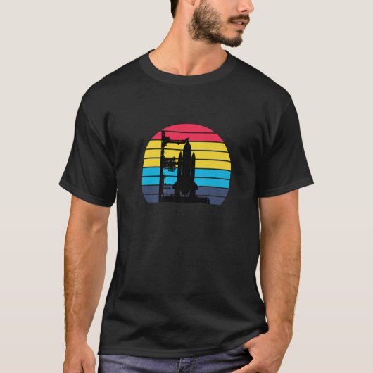 Sunset Space Shuttle Pad Kontrolle Launch Moonport T-Shirt (Vorderseite)
