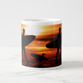 Sunset Surfer Jumbo-Tasse (Vorderseite)