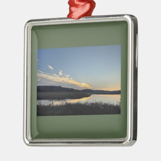 Sunset Waterscape Reflection Ornament  Aus Metall (Links)