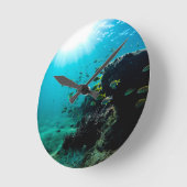 Sunshine and Tropical Fish Runde Wanduhr (Winkel)