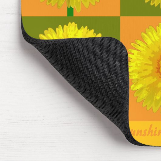 "Sunshine Blume" Checkerboard Mousepad Design. (Ecke)