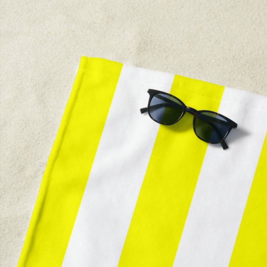 Sunshine Yellow and White Striped Print Strandtuch (Beispiel)