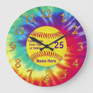 Super Cute Softball Clock Personalized 3 Text Box Große Wanduhr