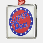 SUPER DOC STUDIERT DIE ERMUTIGUNG SILBERNES ORNAMENT (Links)