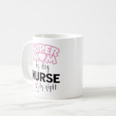 Super Mama bei Tagesaufenthalten Kaffeetasse (Vorderseite Links)