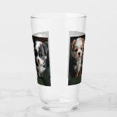 Super Niedliche Welpen auf dem Sofa 2 Glas (Links)