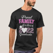 Super Proud-Familie 2022 Graduate Phantastisch T-Shirt (Vorderseite)