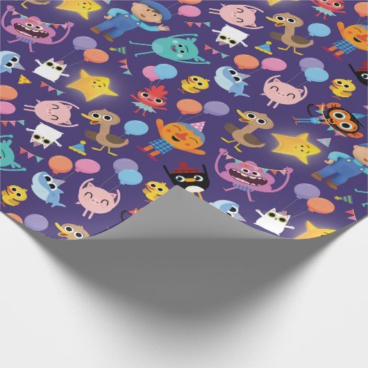 Super Simple Characters Birthday Pattern Geschenkpapier (Ecke)
