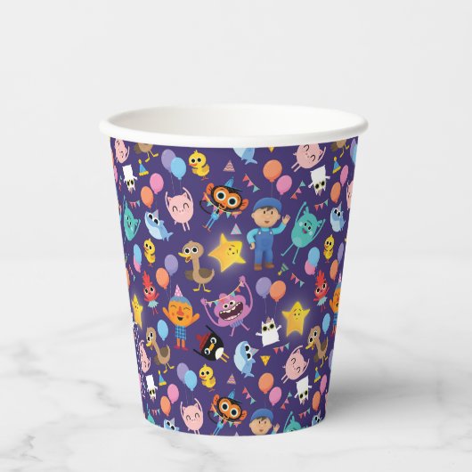 Super Simple Characters Birthday Pattern Pappbecher (Vorderseite)