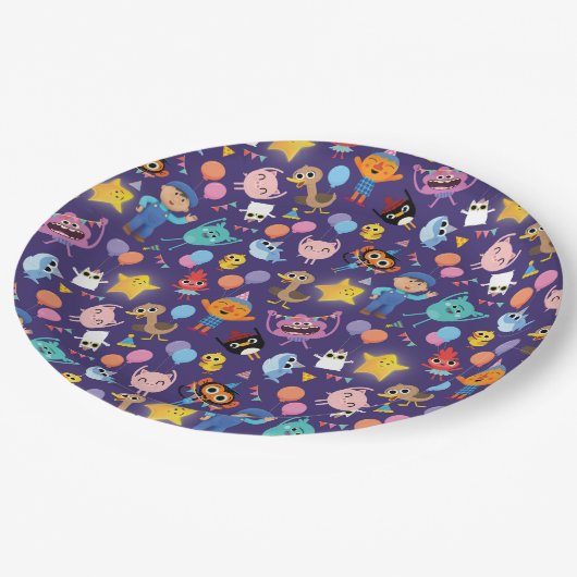 Super Simple Characters Birthday Pattern Pappteller (Schrägansicht)