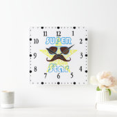 Super Star with sunglasses and mustache Quadratische Wanduhr (Zuhause)