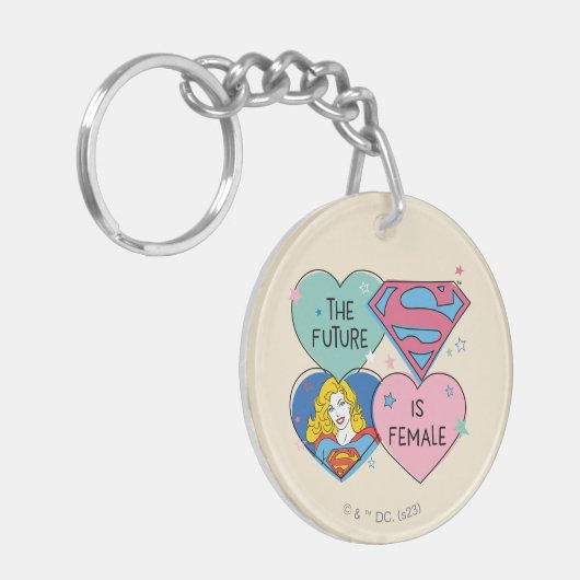Supergirl aus dieser Welt Retro Grafik Schlüsselanhänger (Vorderseite links)