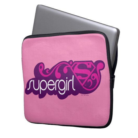 Supergirl Groovy Name und S-Shield Laptopschutzhülle (Vorderseite Links)