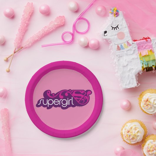 Supergirl Groovy Name und S-Shield Pappteller (Party)
