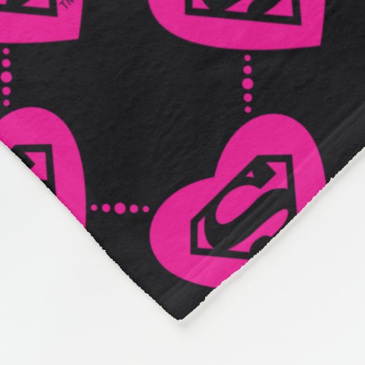 Supergirl Hearts Diagonal Pattern Fleecedecke (Ecke)