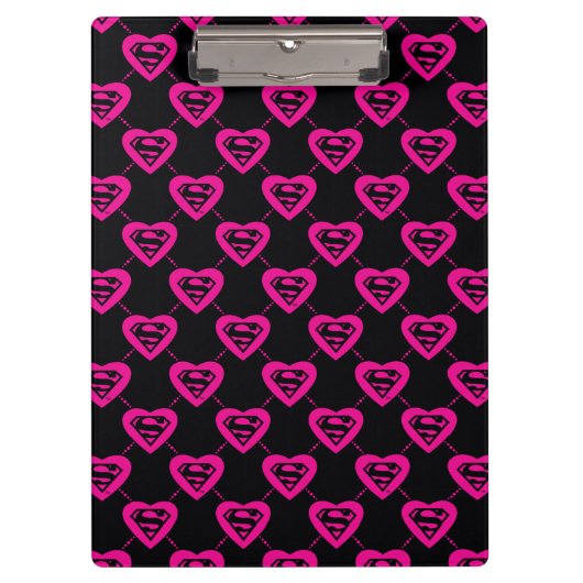 Supergirl Hearts Diagonal Pattern Klemmbrett (Vorderseite)