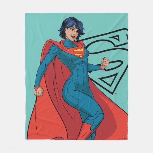 Supergirl Hovering in Blue Anzug Fleecedecke (Vorderseite)