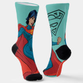 Supergirl Hovering in Blue Anzug Socken (Gewinkelt)