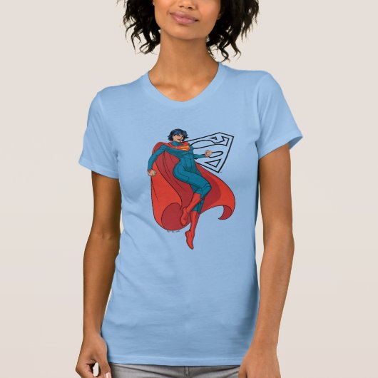 Supergirl Hovering in Blue Anzug T-Shirt (Vorderseite)