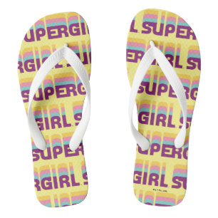 Supergirl Retro Colorshift Graphic Badesandalen