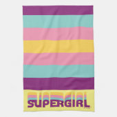 Supergirl Retro Colorshift Graphic Geschirrtuch (Vertikal)