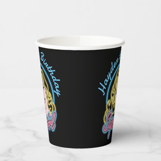 Supergirl Retro Neon Lights Graphic Pappbecher (Links)
